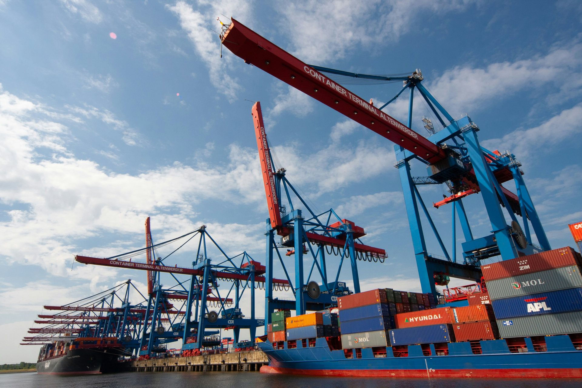 Maxwell Logistics